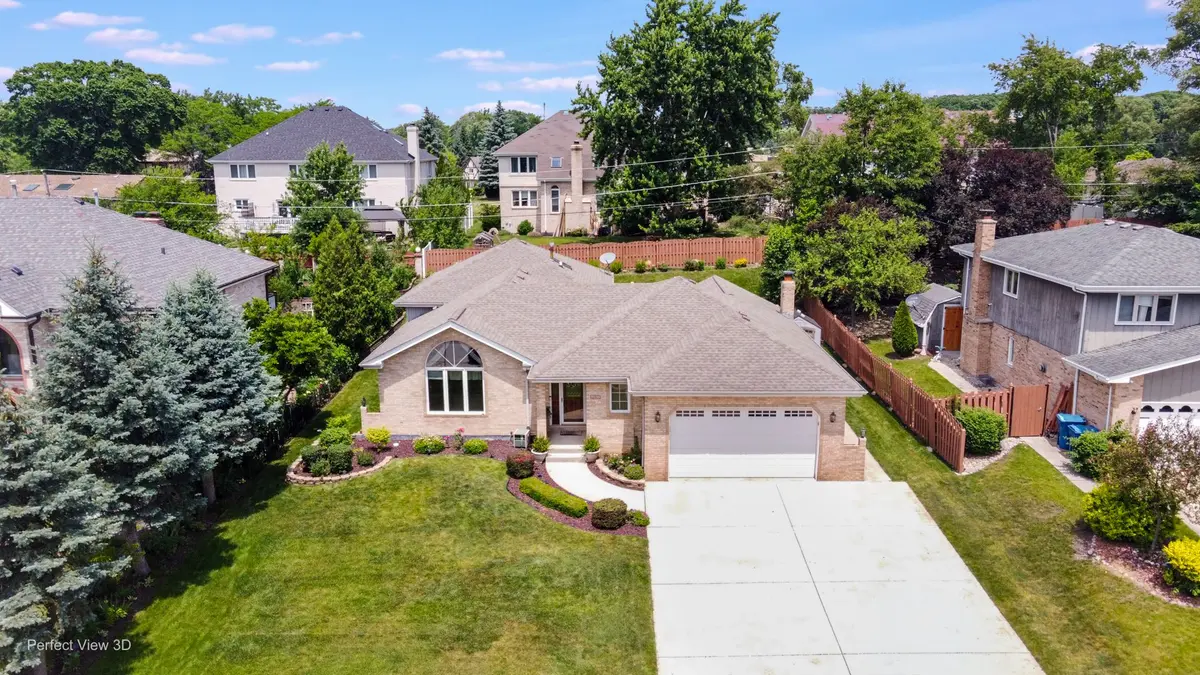 8636 W 98th Place
