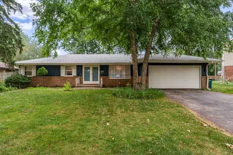 823 PINE VALLEY Drive