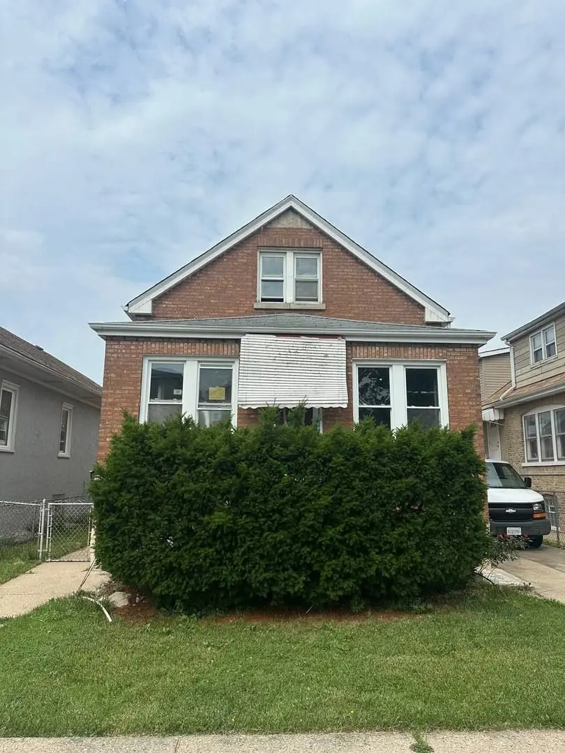 2840 N 74th Court