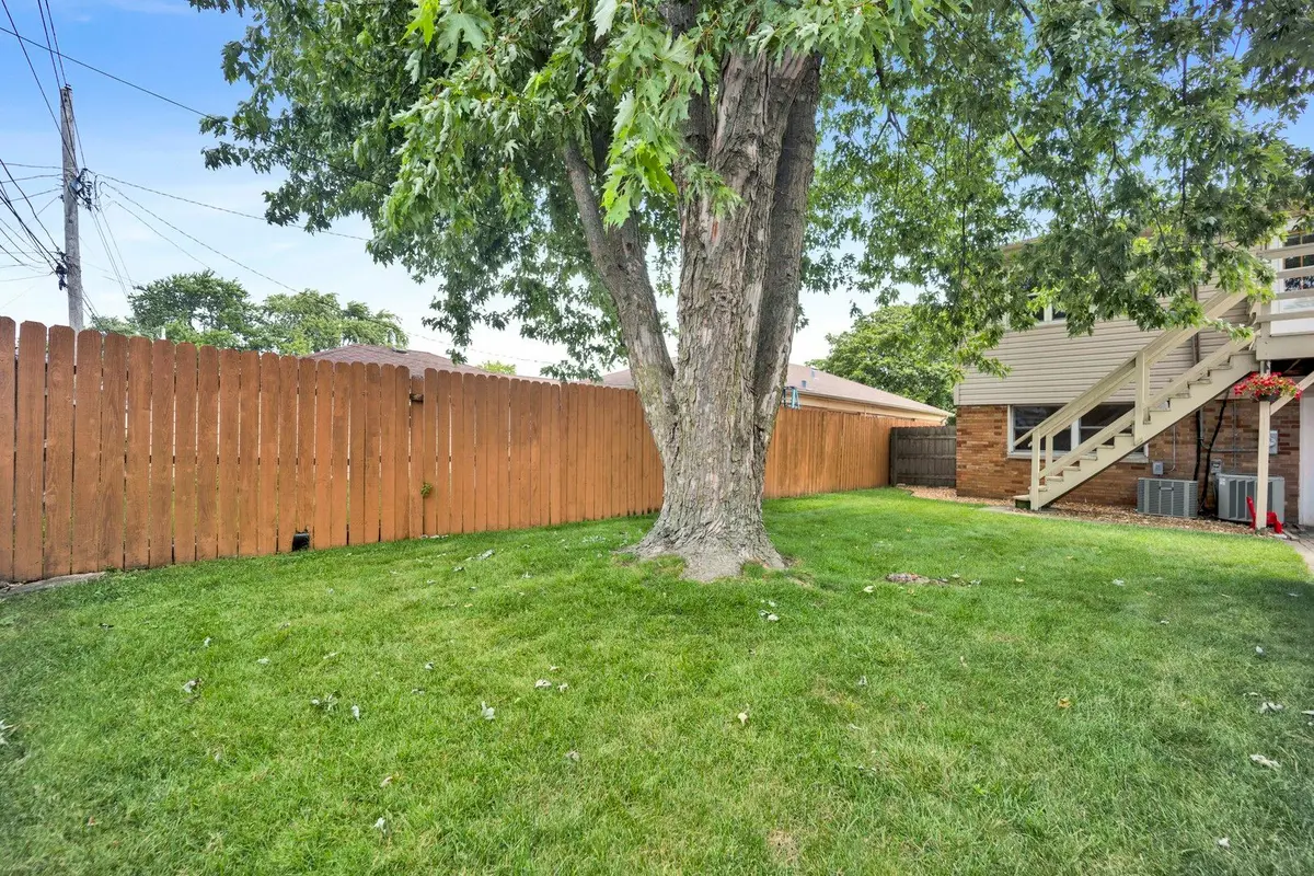 11642 S Meadow Lane Drive