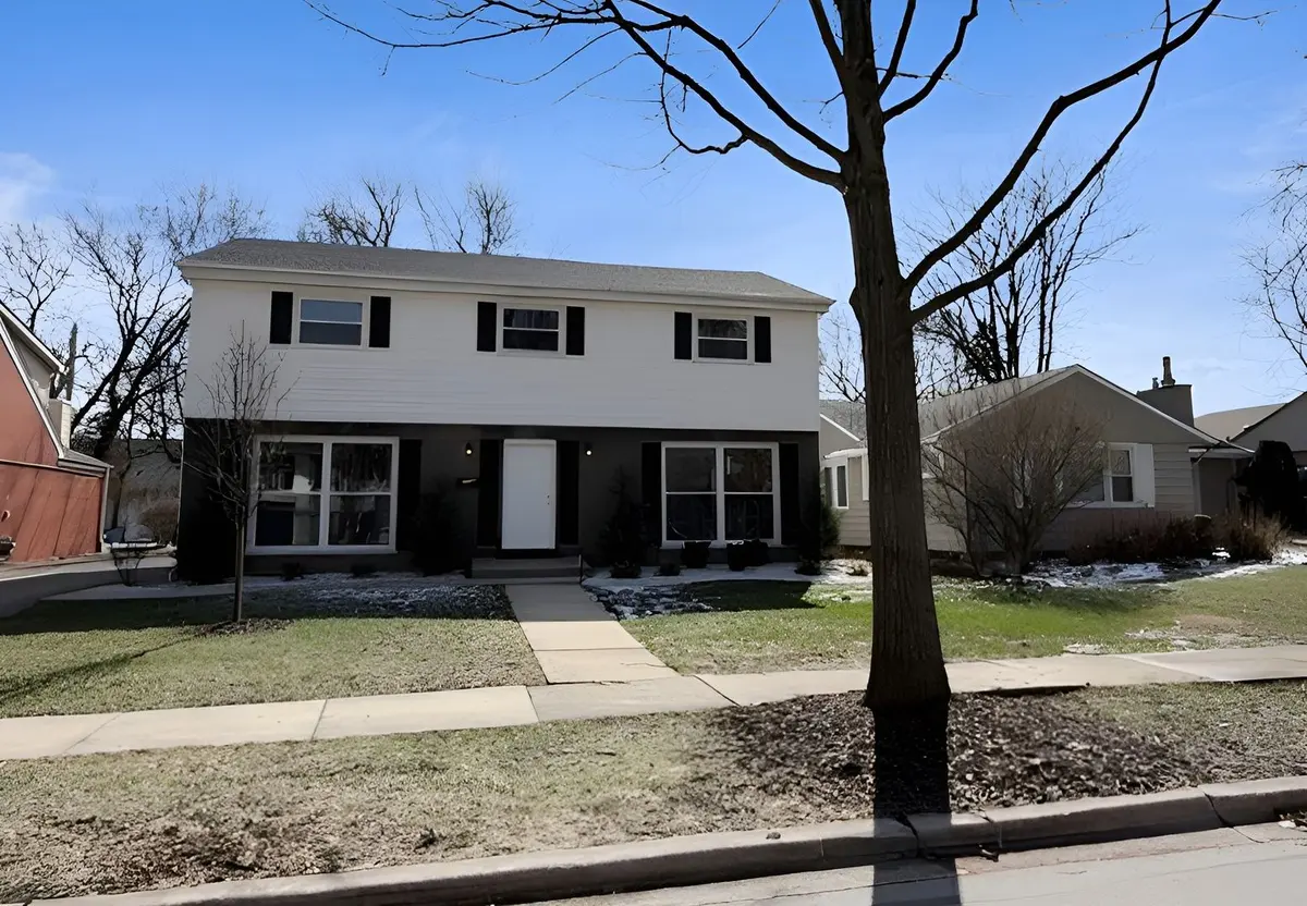 2052 Collett Lane