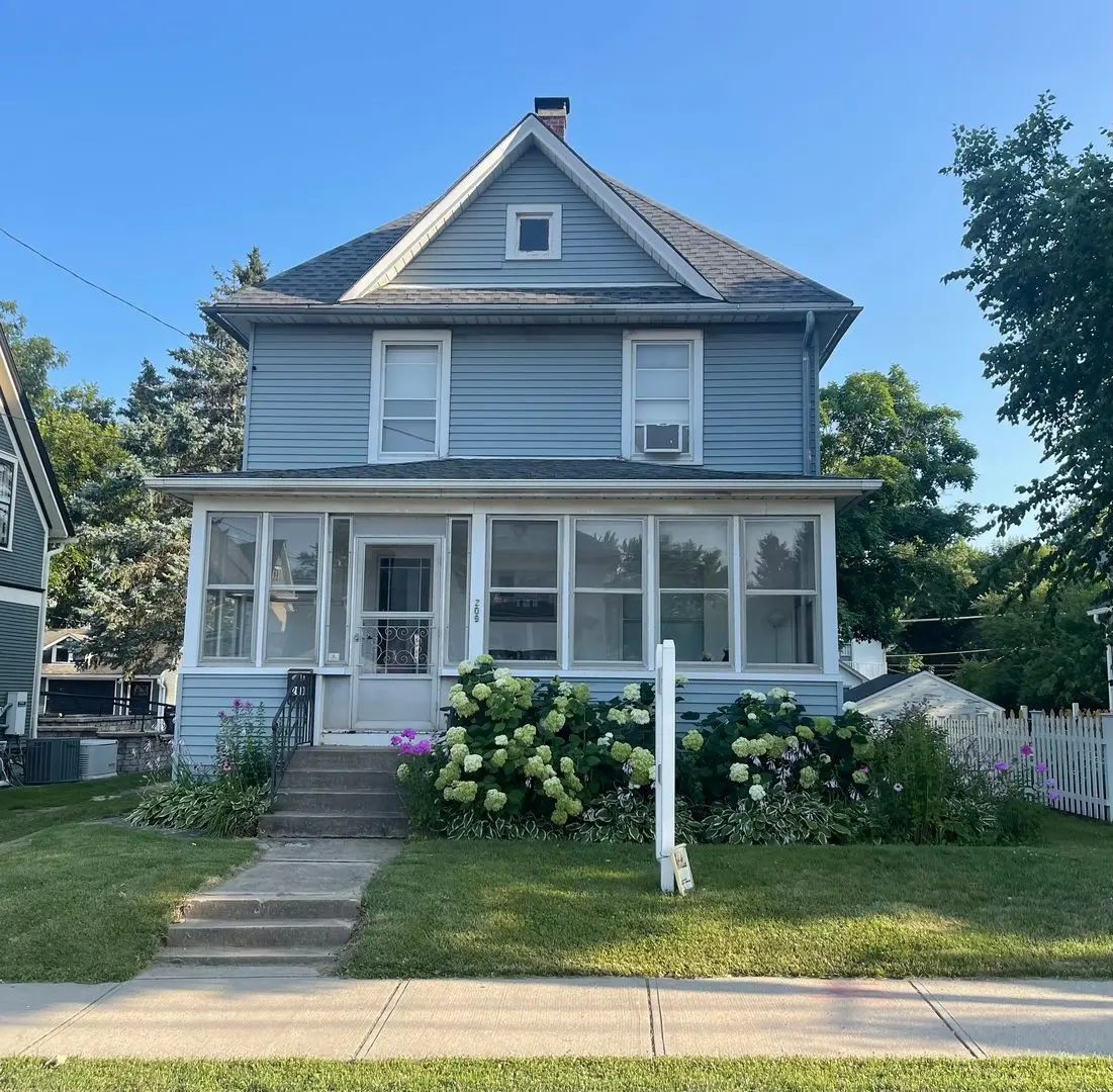209 W Main Street