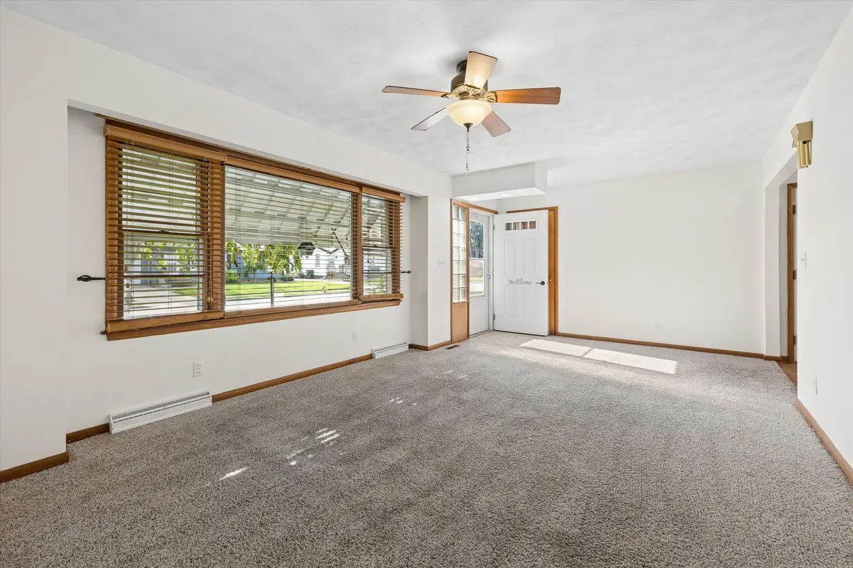 1125 Galbraith Drive