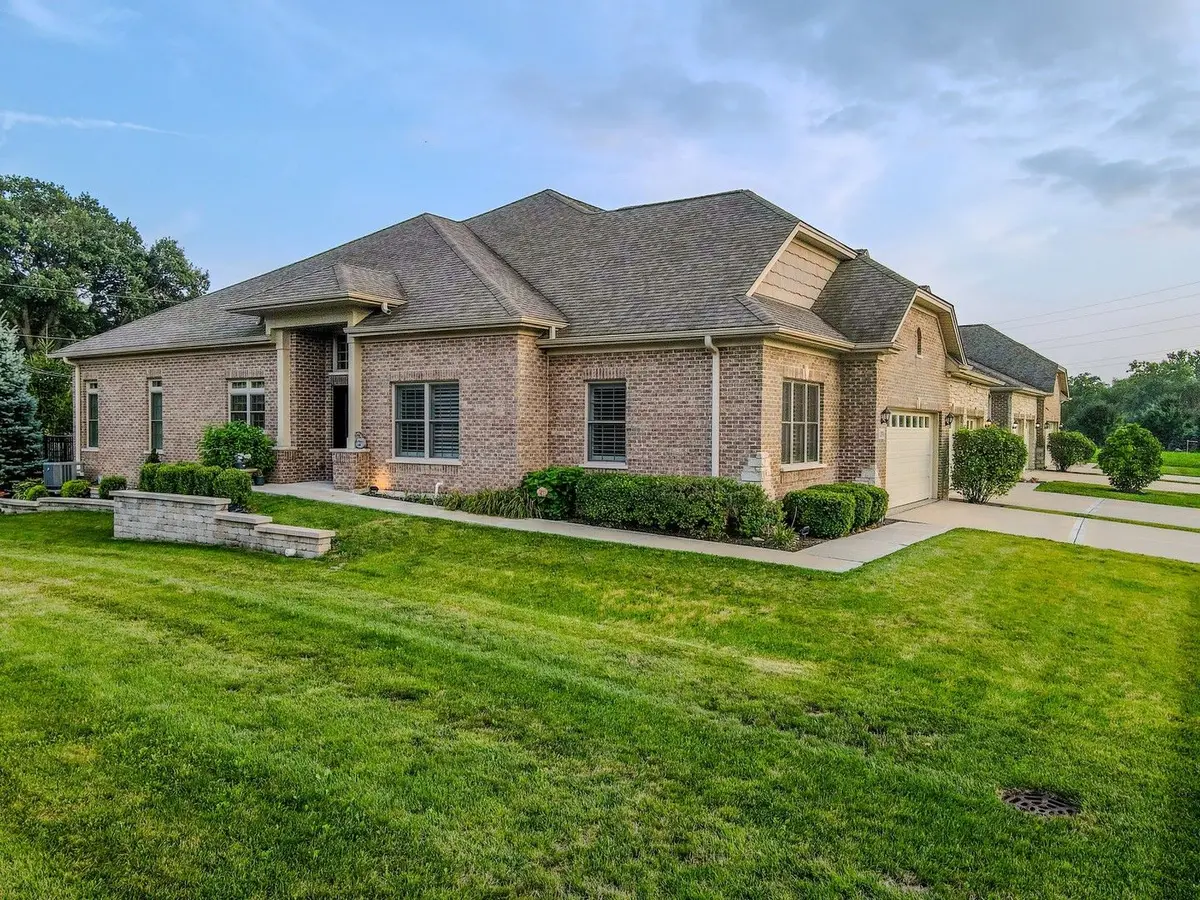 12876 Rosa Lane