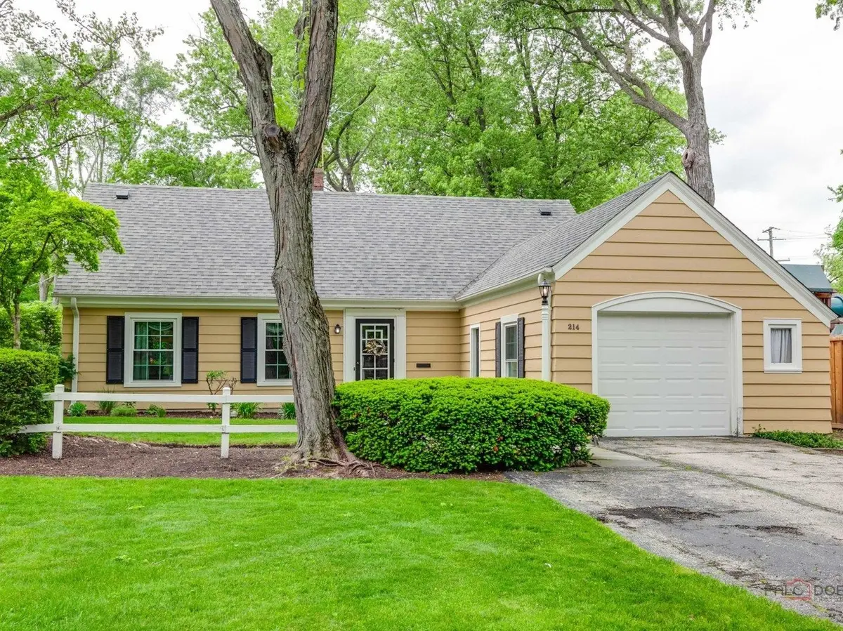 214 Washington Circle
