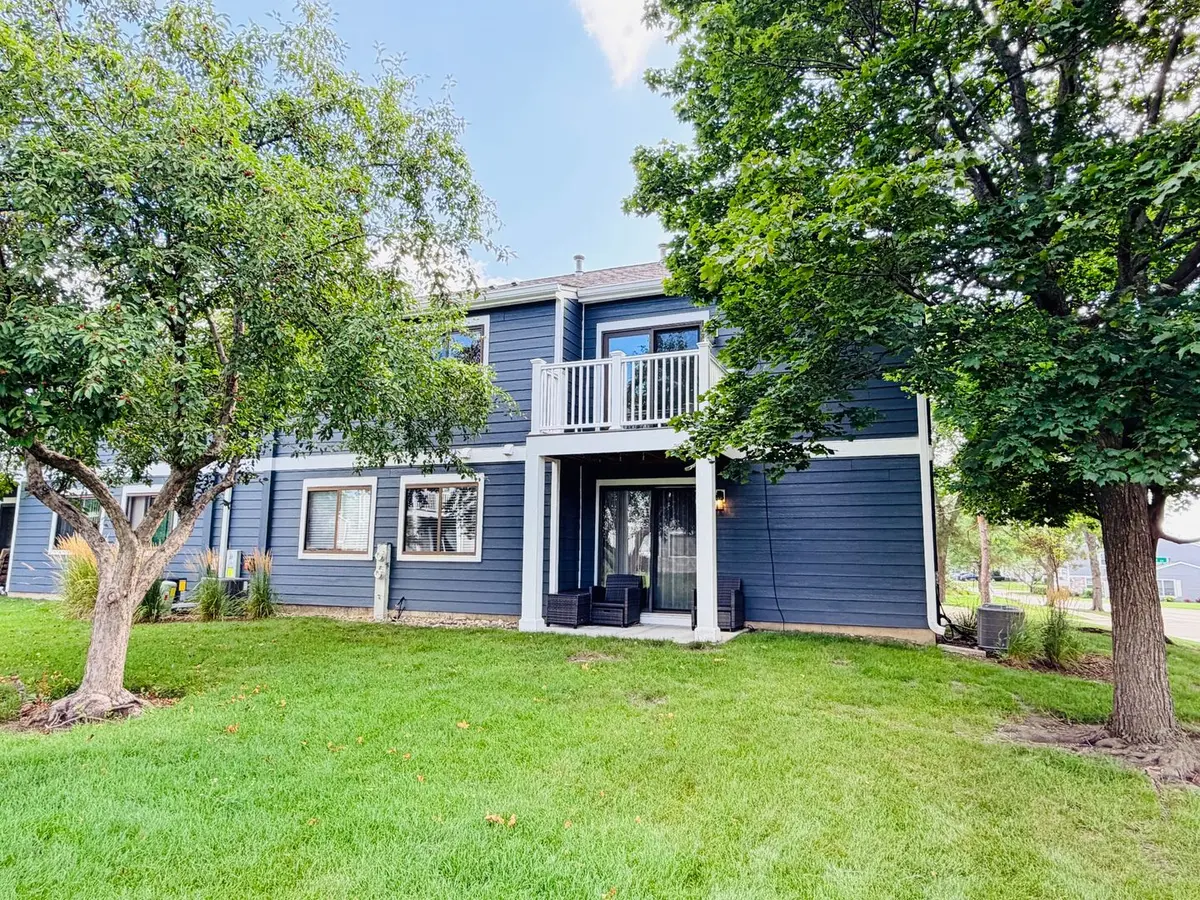 964 Brunswick Circle