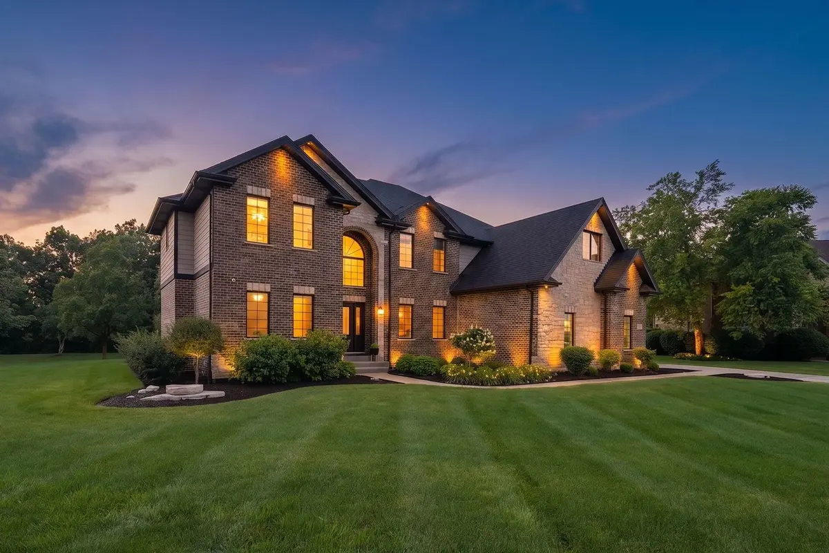7812 Northwoods Drive