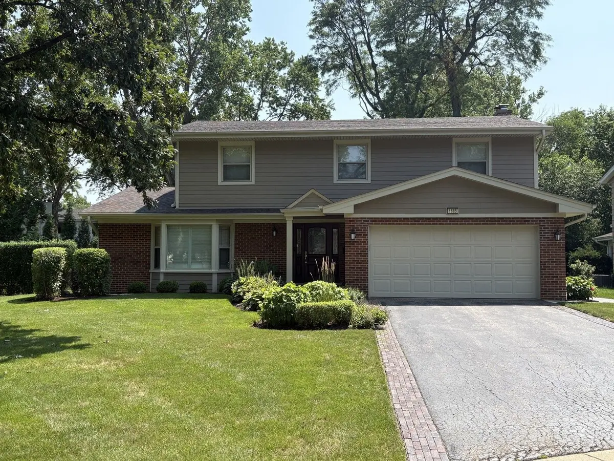 1685 Dartmouth Lane