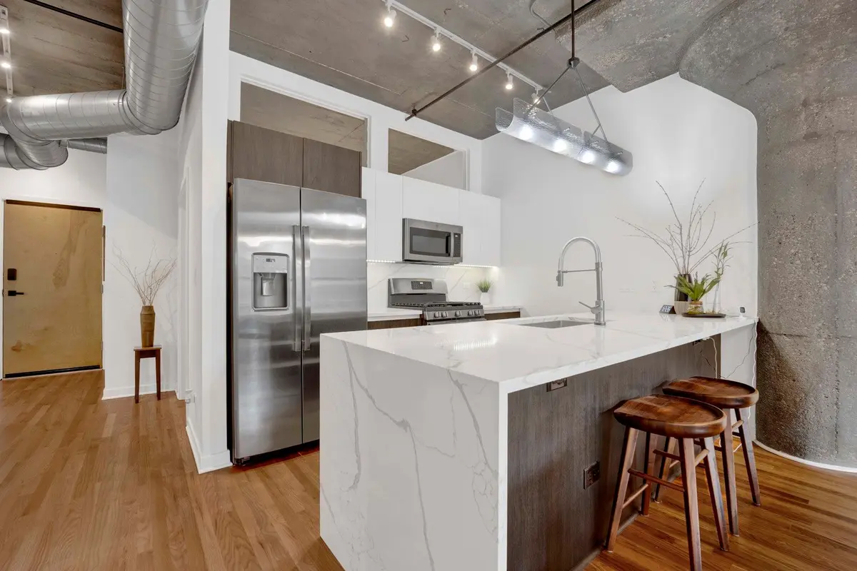 1151 W 15th Street