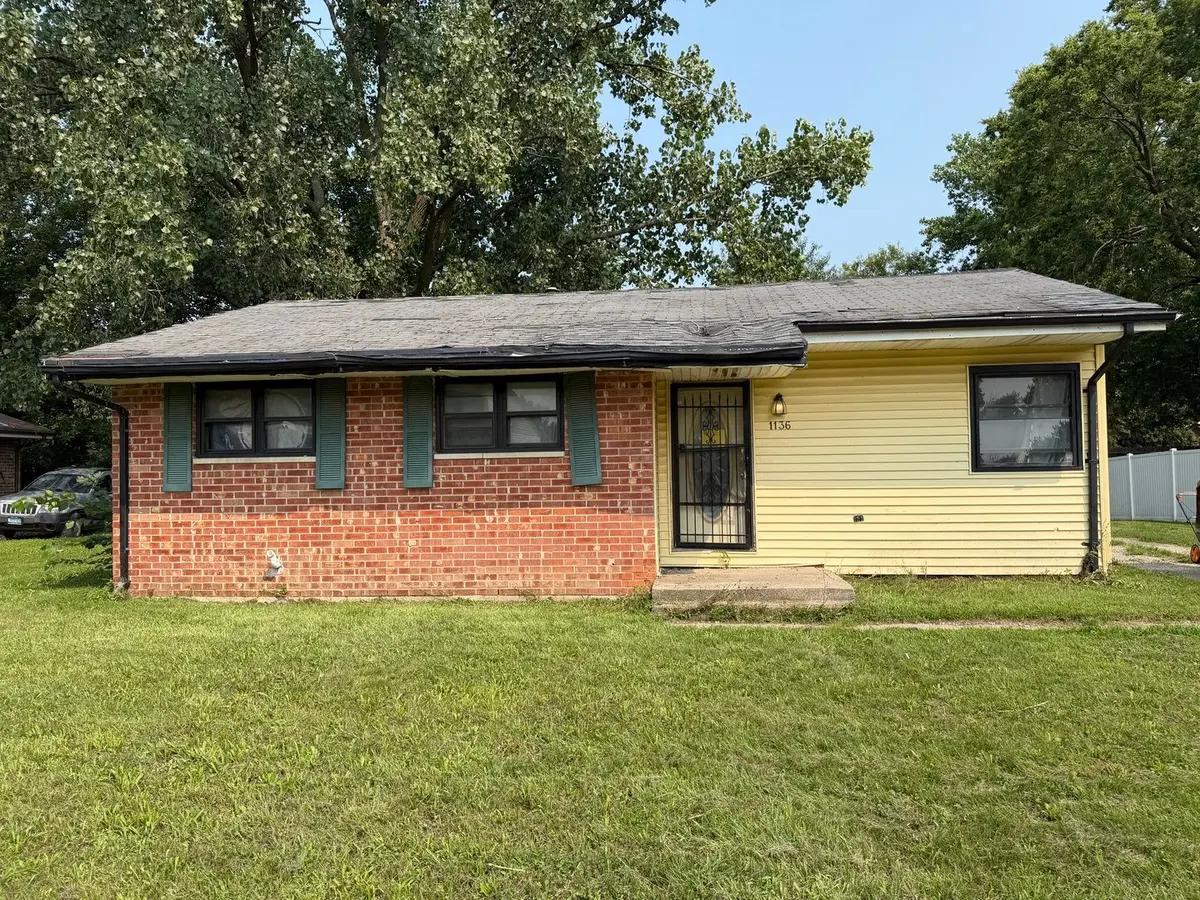 1136 N Chicago Place