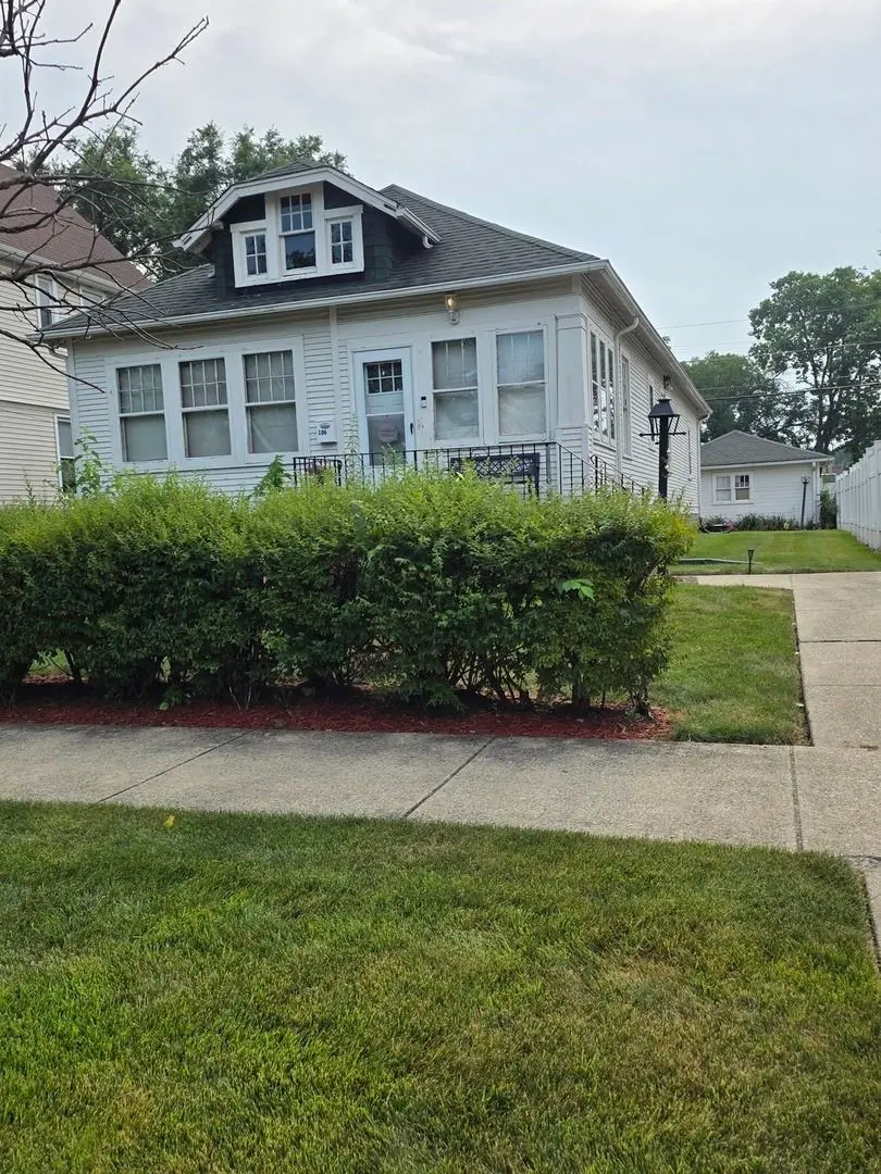 106 Sawyer Avenue