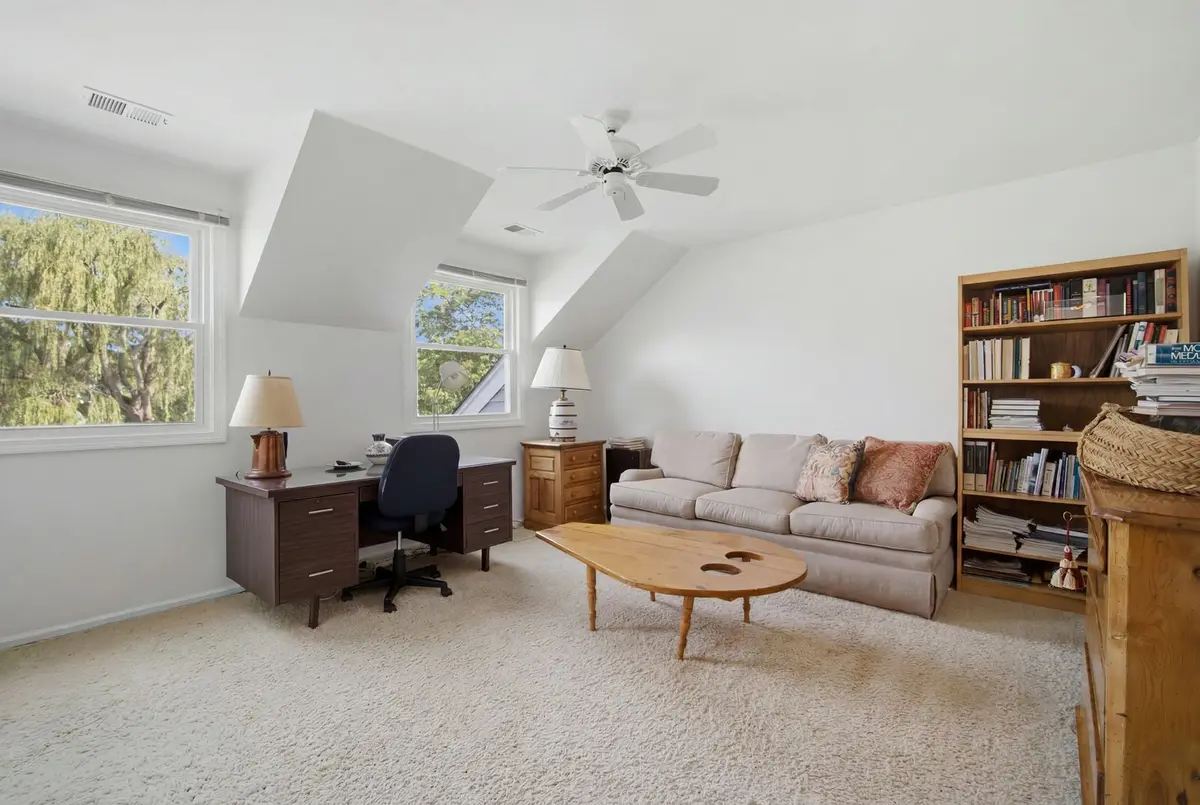 326 Satinwood Court N