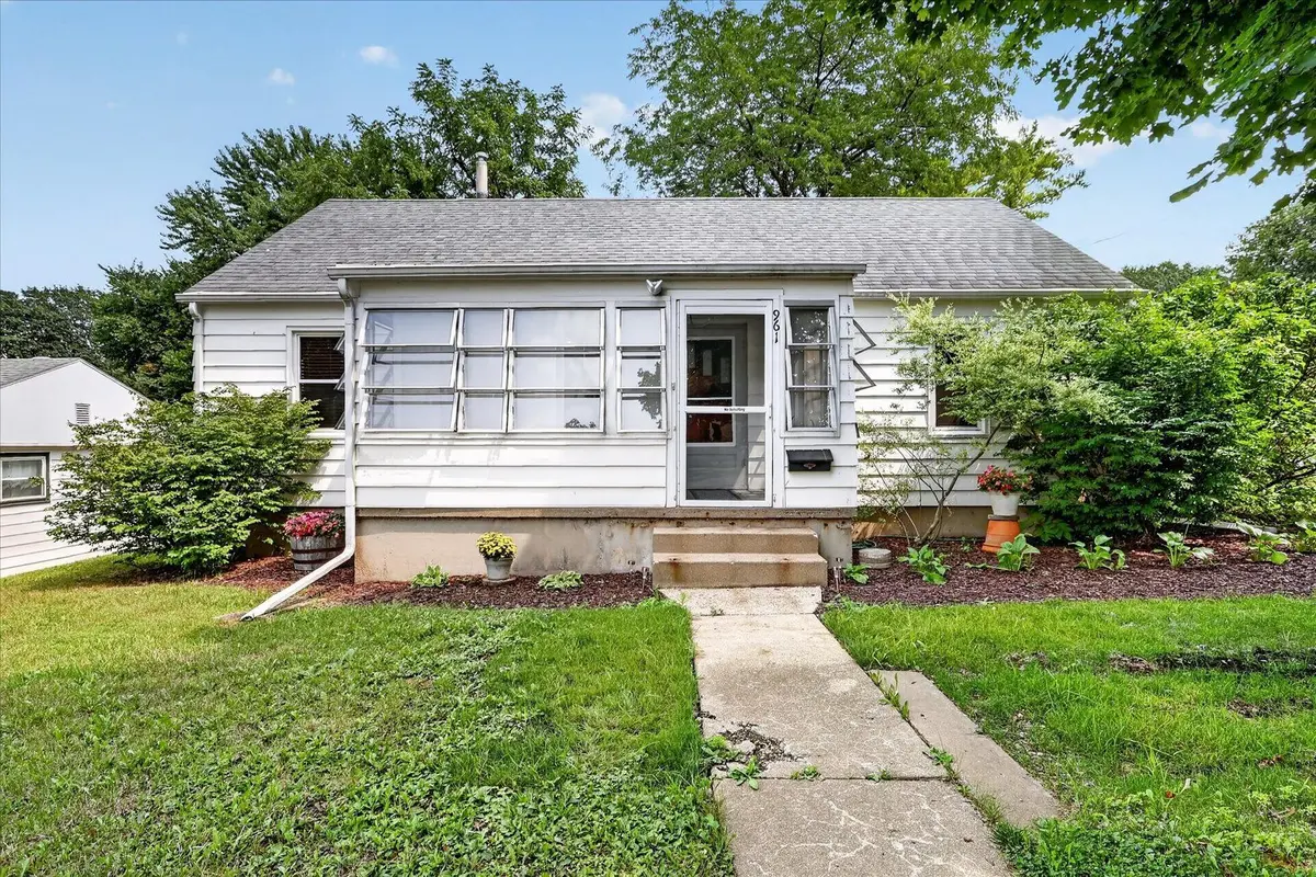 961 W Jefferson Drive