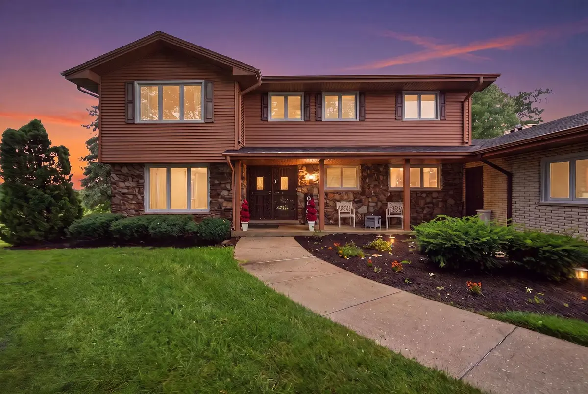 8430 Carriage Green Drive