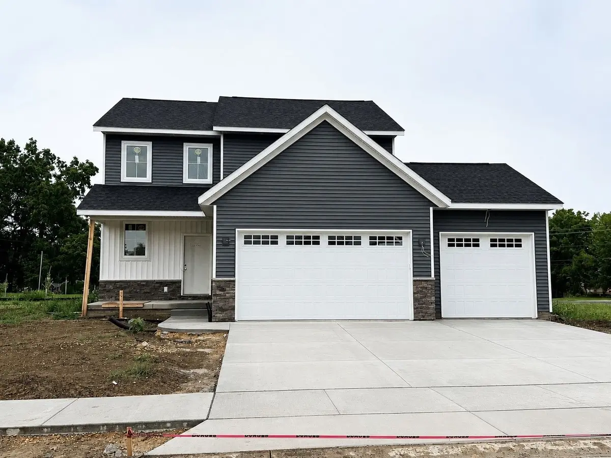 4711 Willow Circle