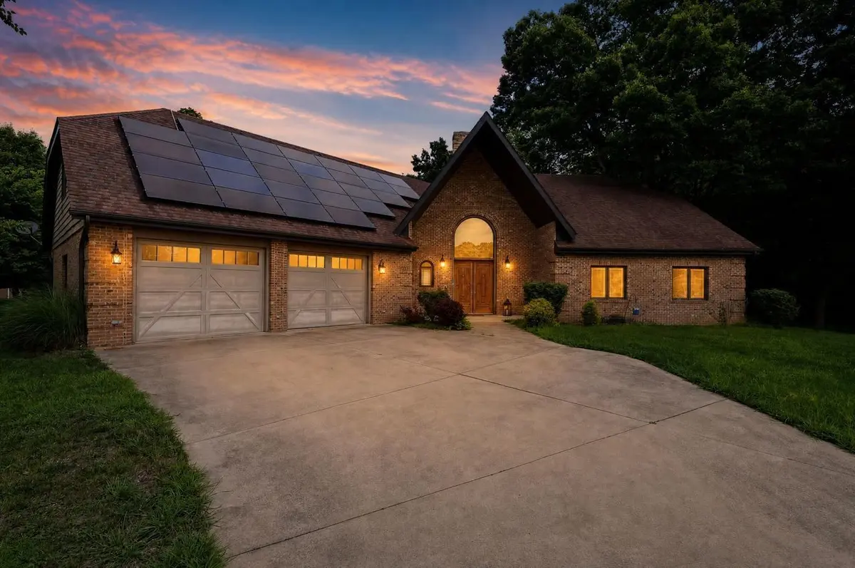310 Bayview Court