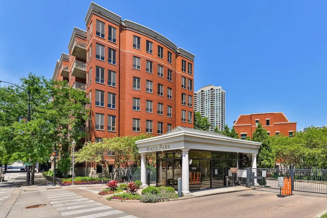 400 N Clinton Street