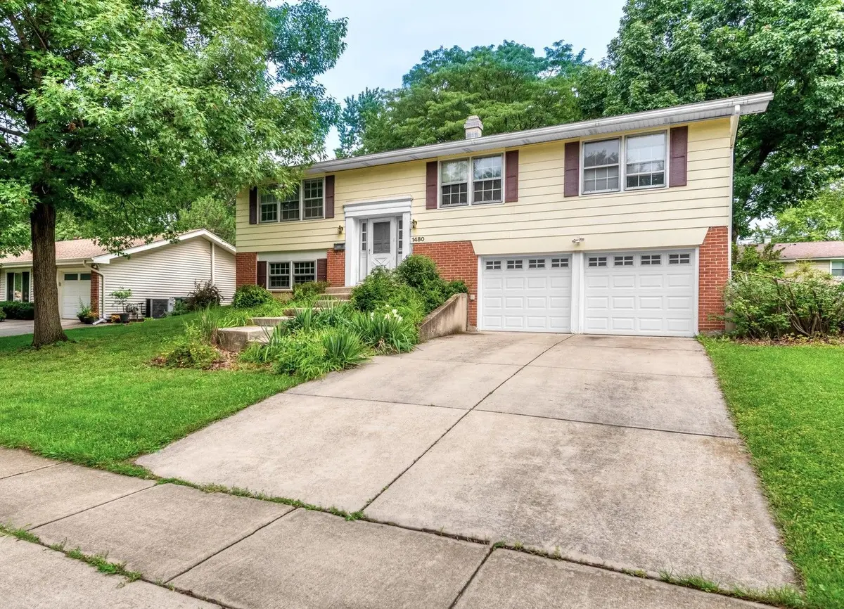 1480 Mayfield Lane