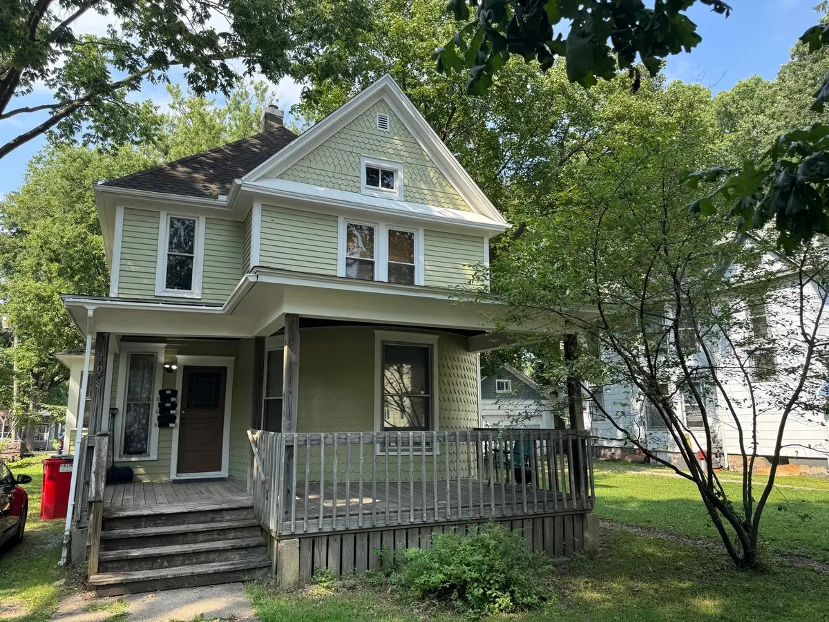 408 W Healey Street