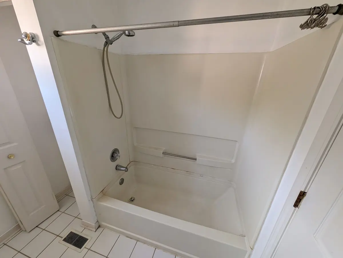 843 E Princeton Circle