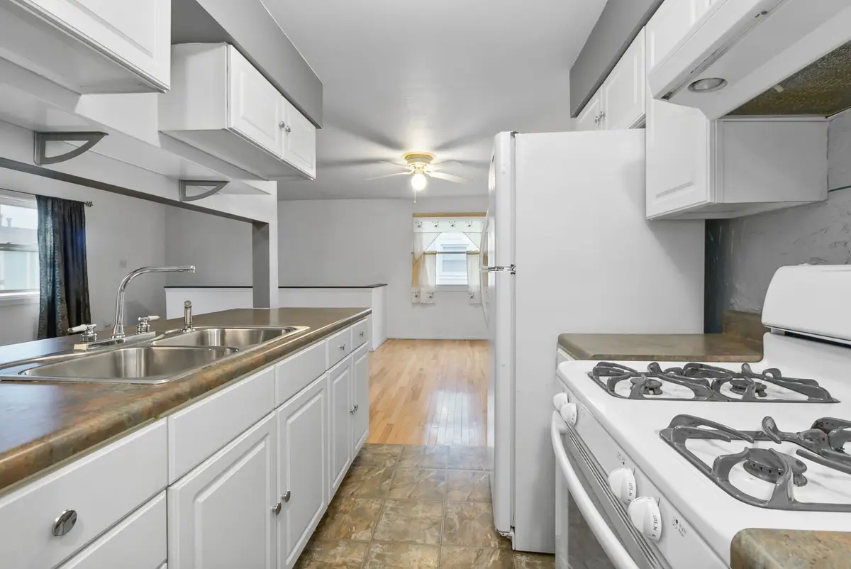 2525 Cedar Glen Drive