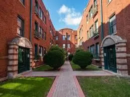 3944 N Fremont Street