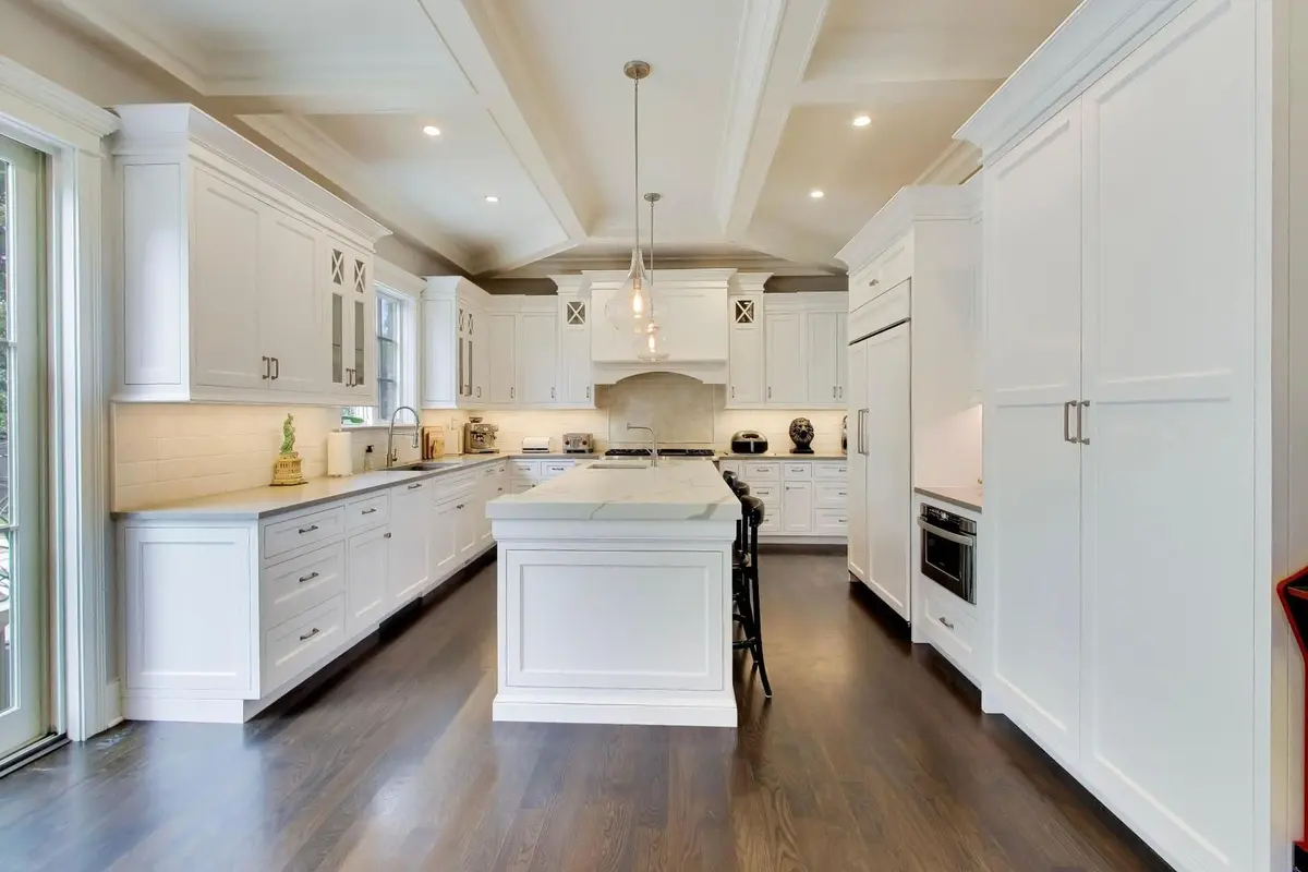 440 Sunset Drive