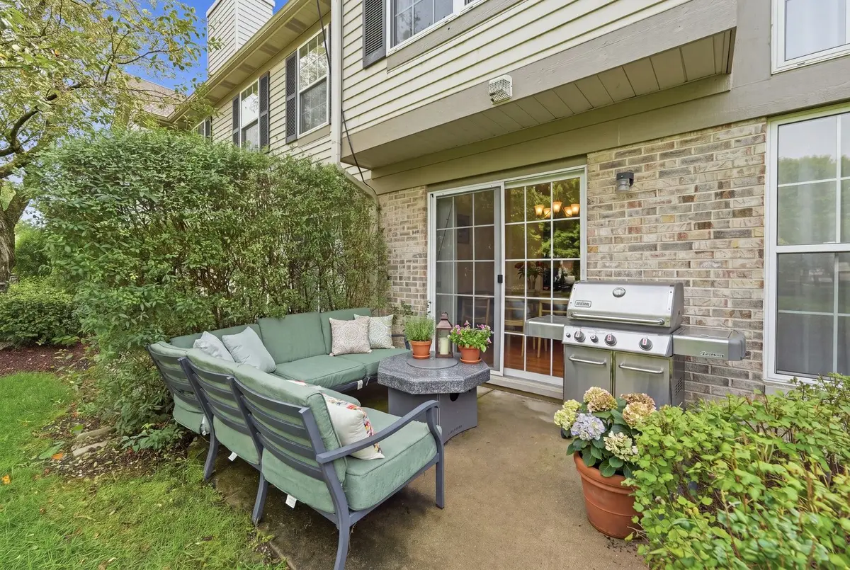 1984 Persimmon Court