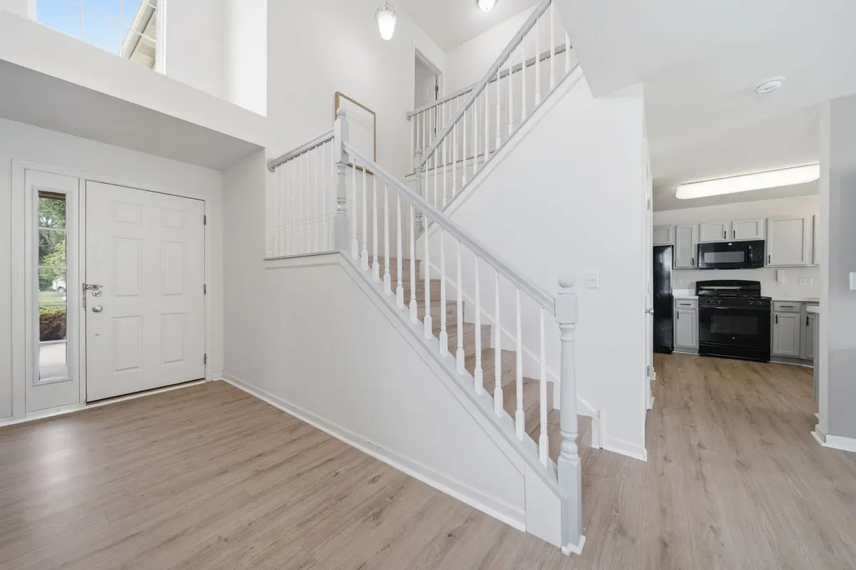 1541 Pauline Circle