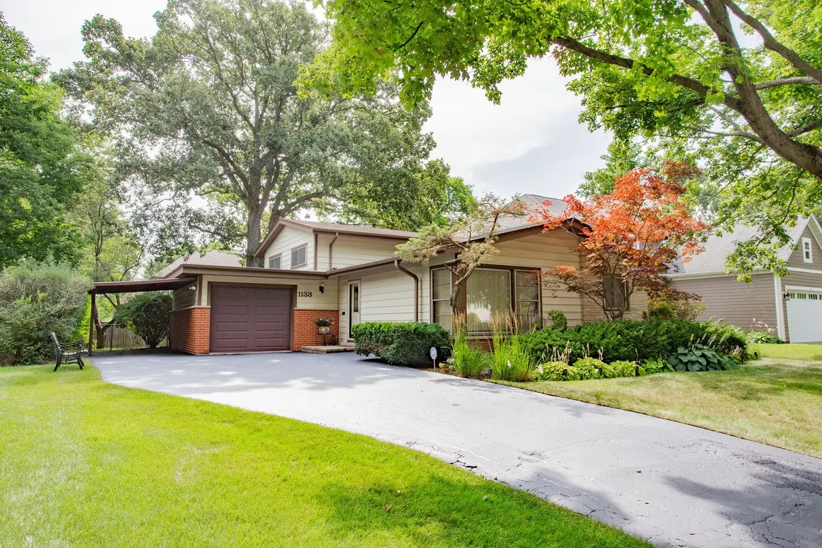 1133 KENTON Road