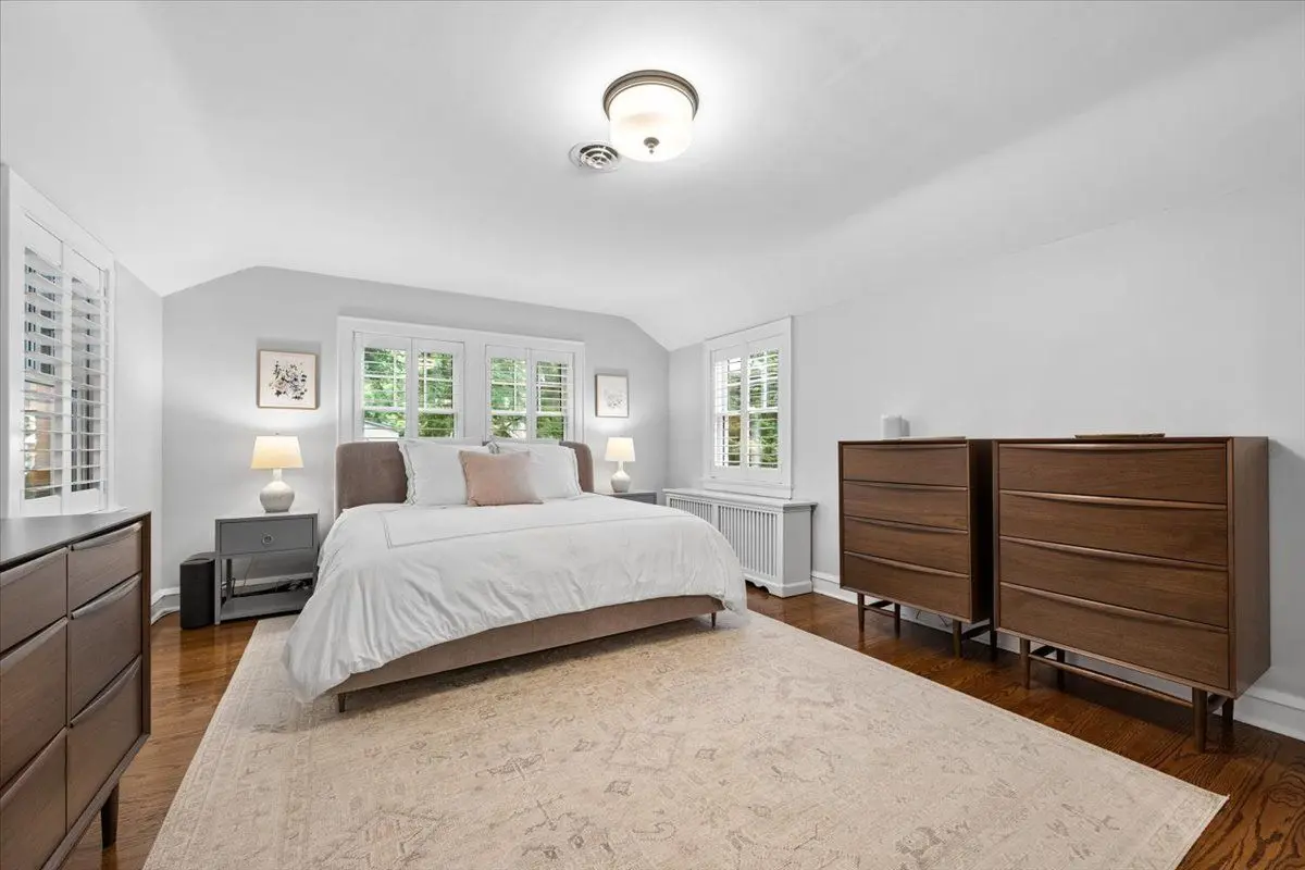 1926 Greenwood Avenue