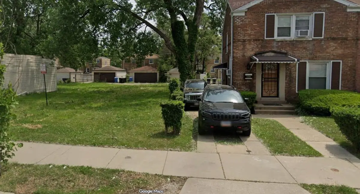 1119 W 111th Street