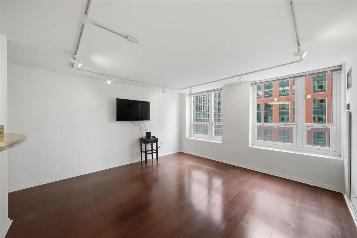 345 N LaSalle Street