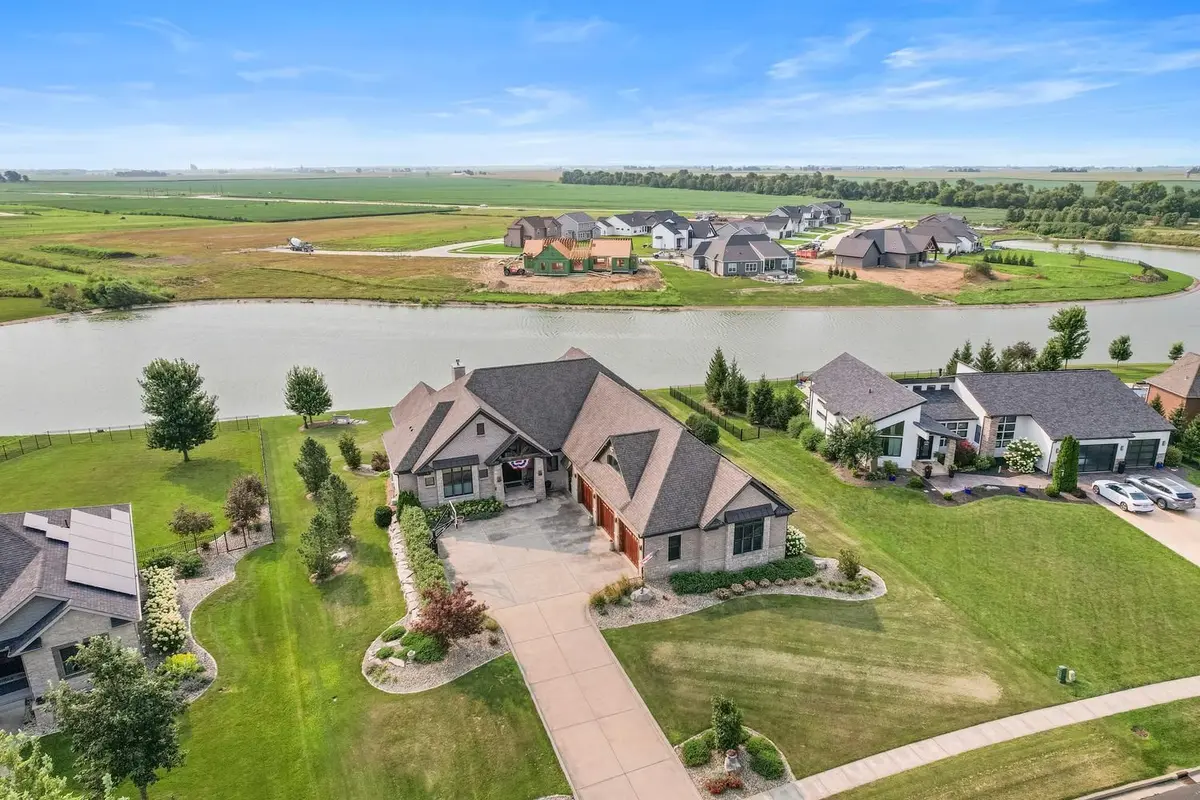 1413 Cross Creek Road