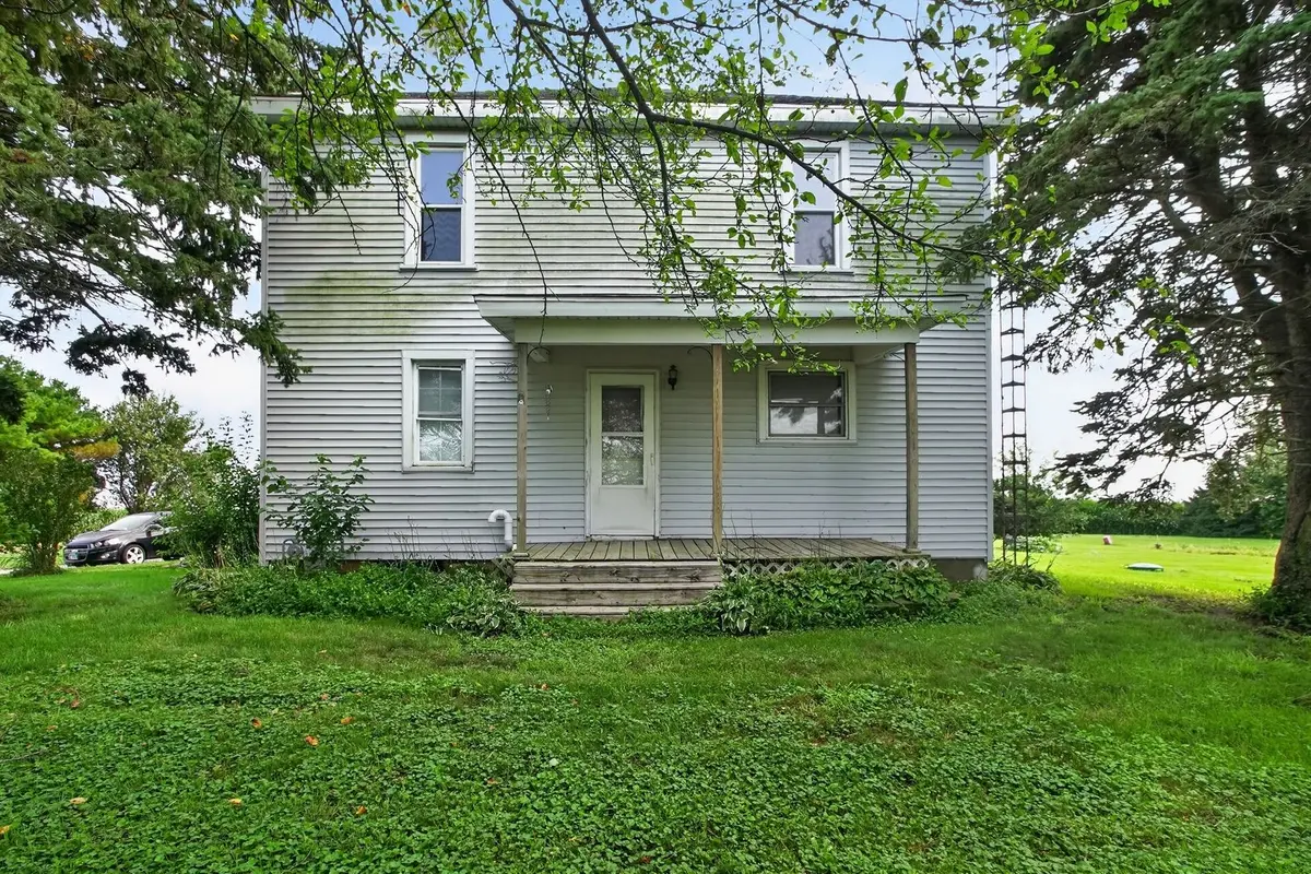 1112 N 33rd Road