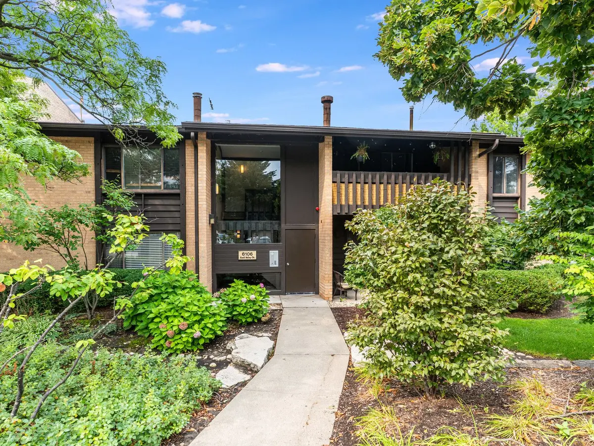 6106 Knoll Valley Drive