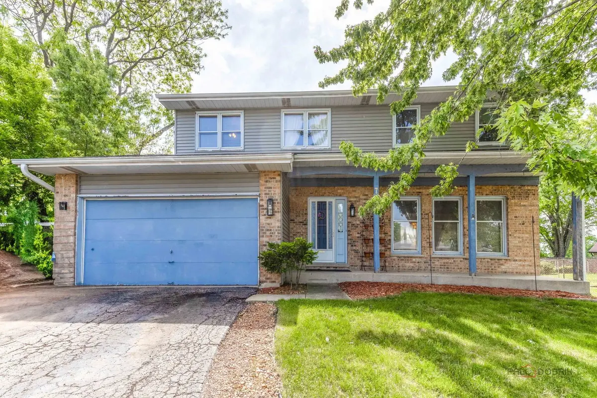 793 Santa Fe Court