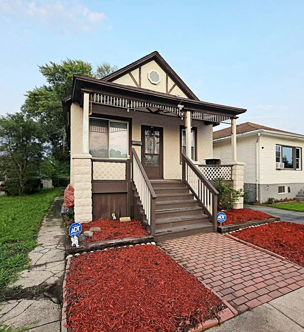 487 Wentworth Avenue
