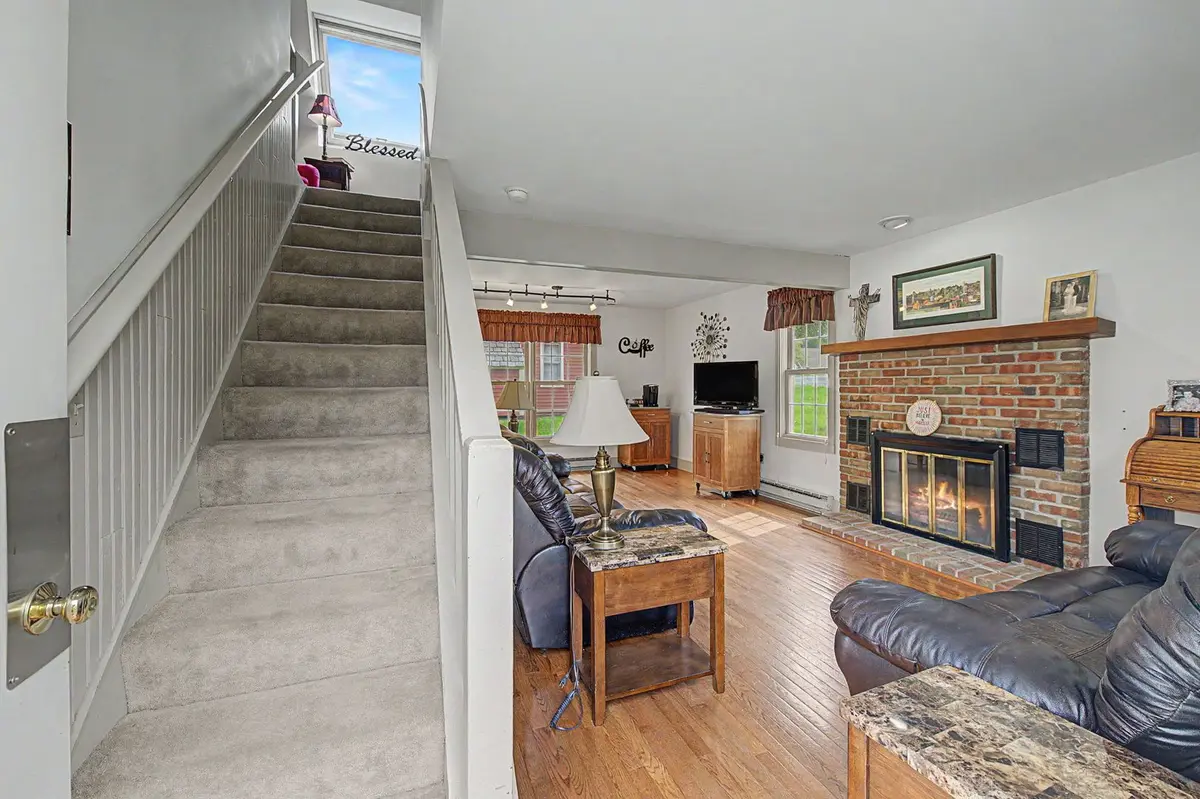 11 Settler Lane