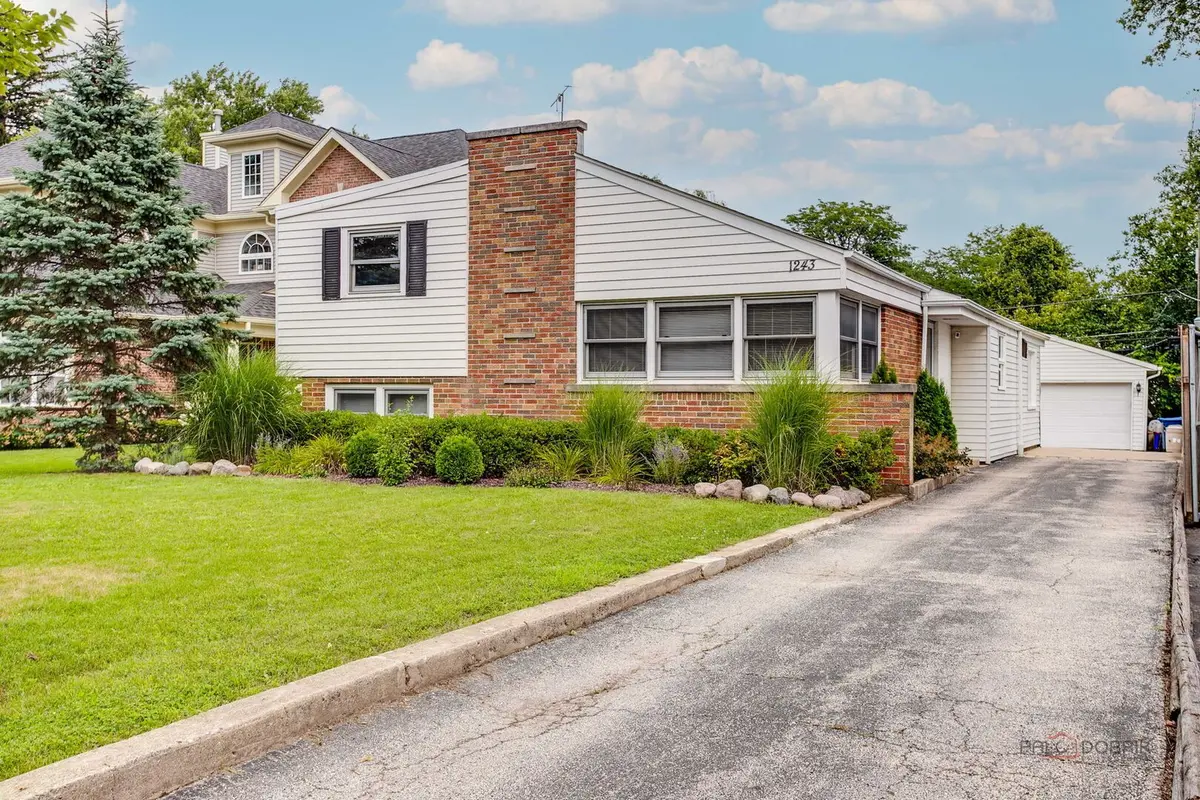 1243 Ridge Road