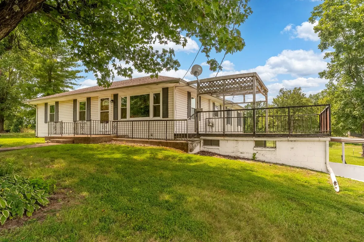 6717 Giant City Road