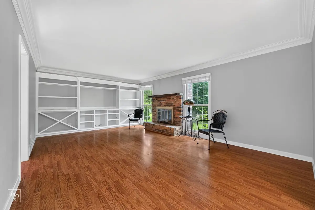 683 Honeysuckle Lane