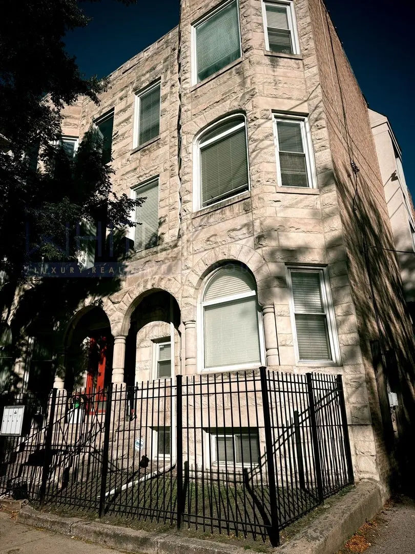 1108 E Marquette Road