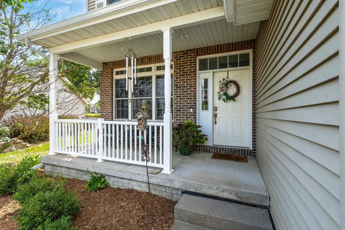 3911 Sparrow Court