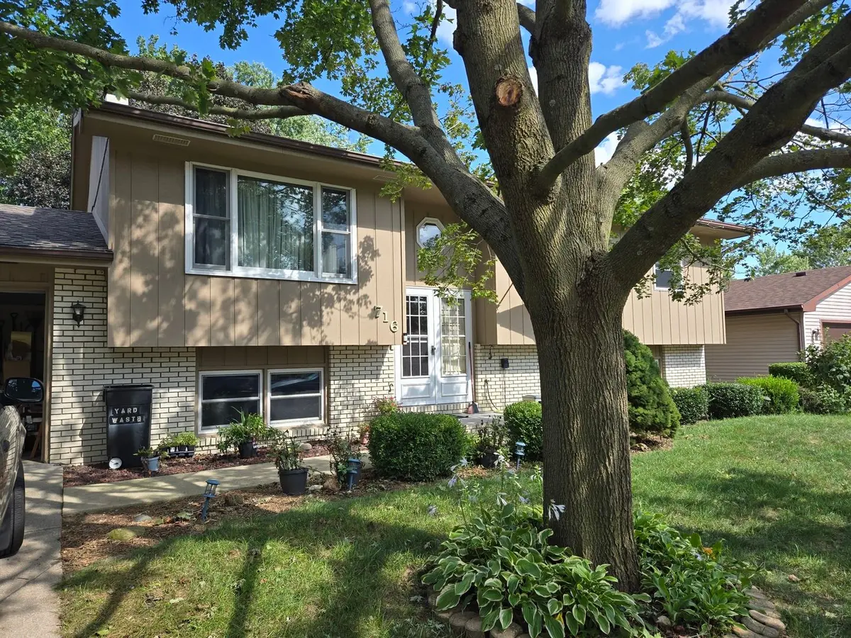 716 Lara Road