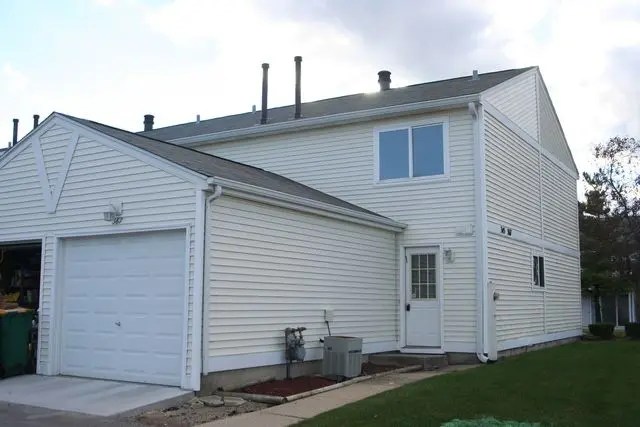 367 MEADOW GREEN Lane