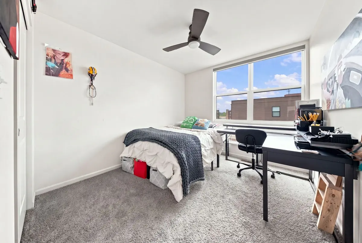 2210 Venture Drive