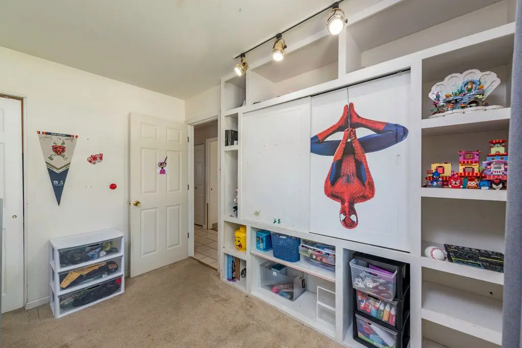 3609 Harbor Ridge Drive
