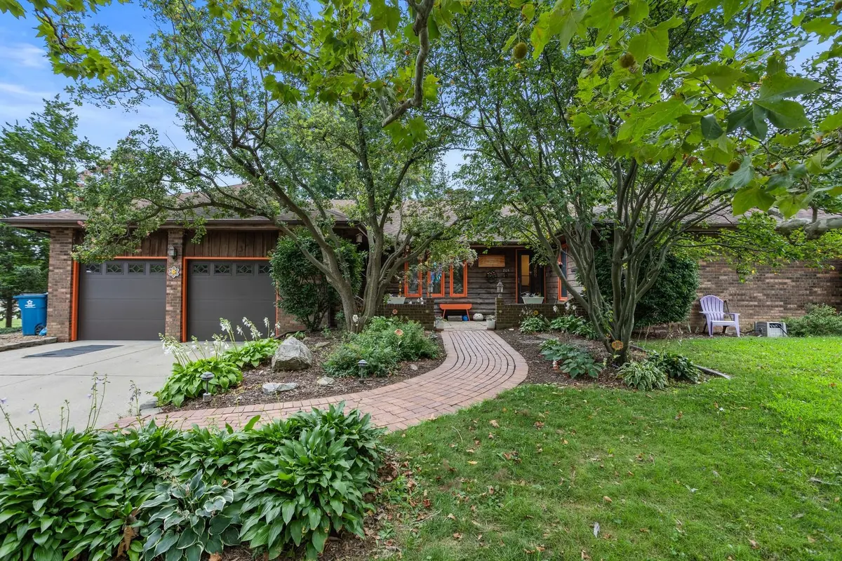 205 Surrey Court