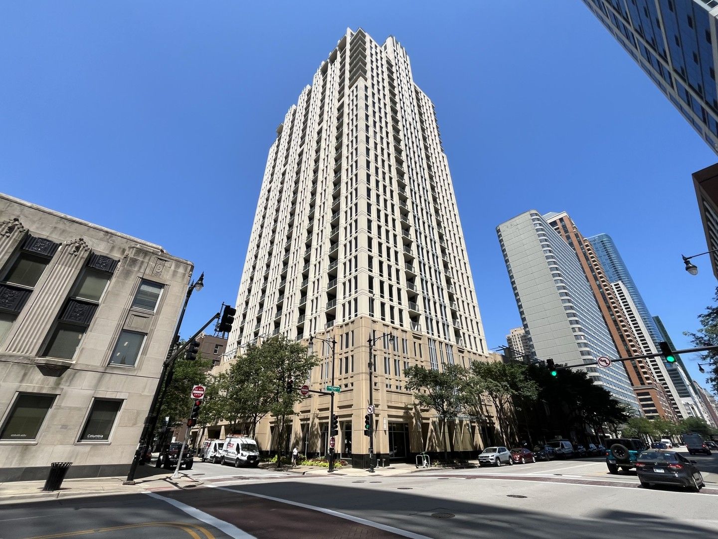 1250 S Michigan Avenue, Chicago, IL